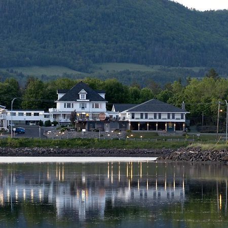 Hotel Aquamer Carleton-sur-Mer Екстериор снимка