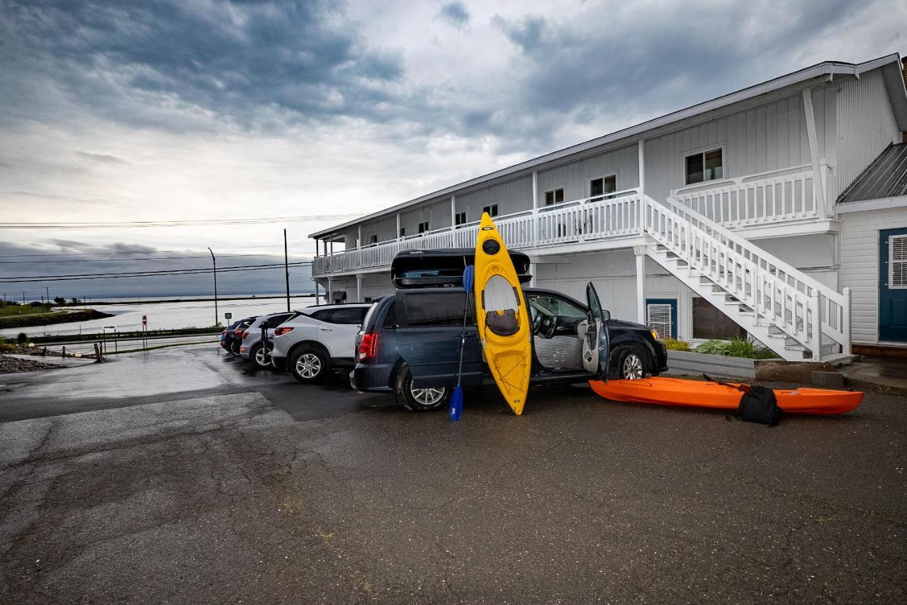 Hotel Aquamer Carleton-sur-Mer Екстериор снимка