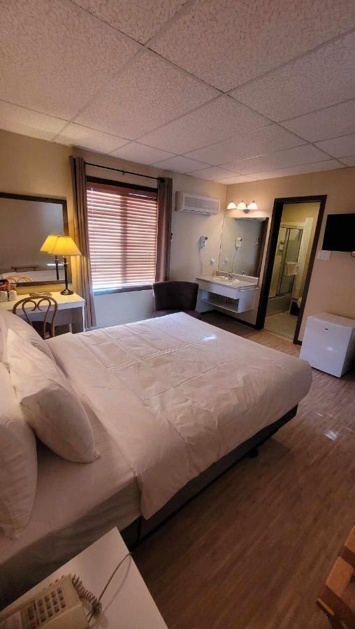Hotel Aquamer Carleton-sur-Mer Екстериор снимка
