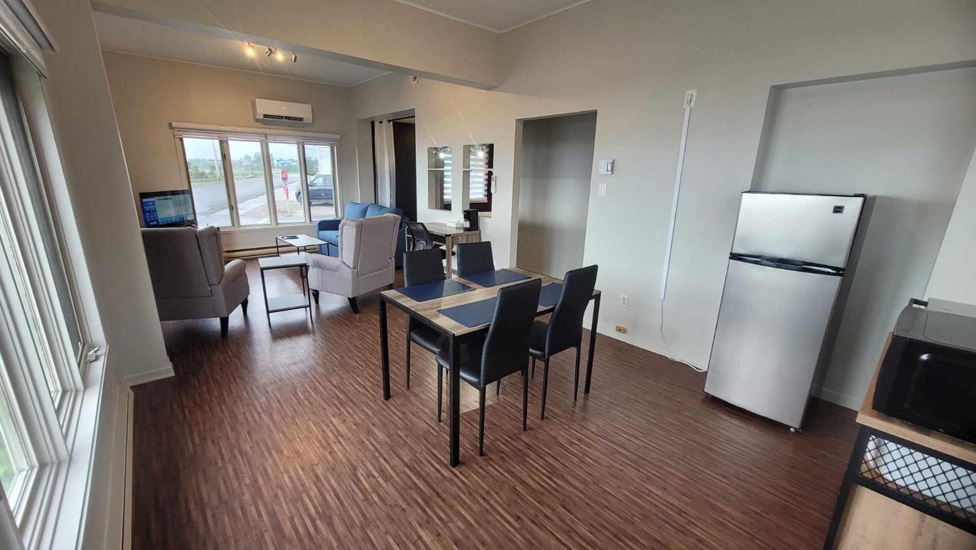 Hotel Aquamer Carleton-sur-Mer Екстериор снимка