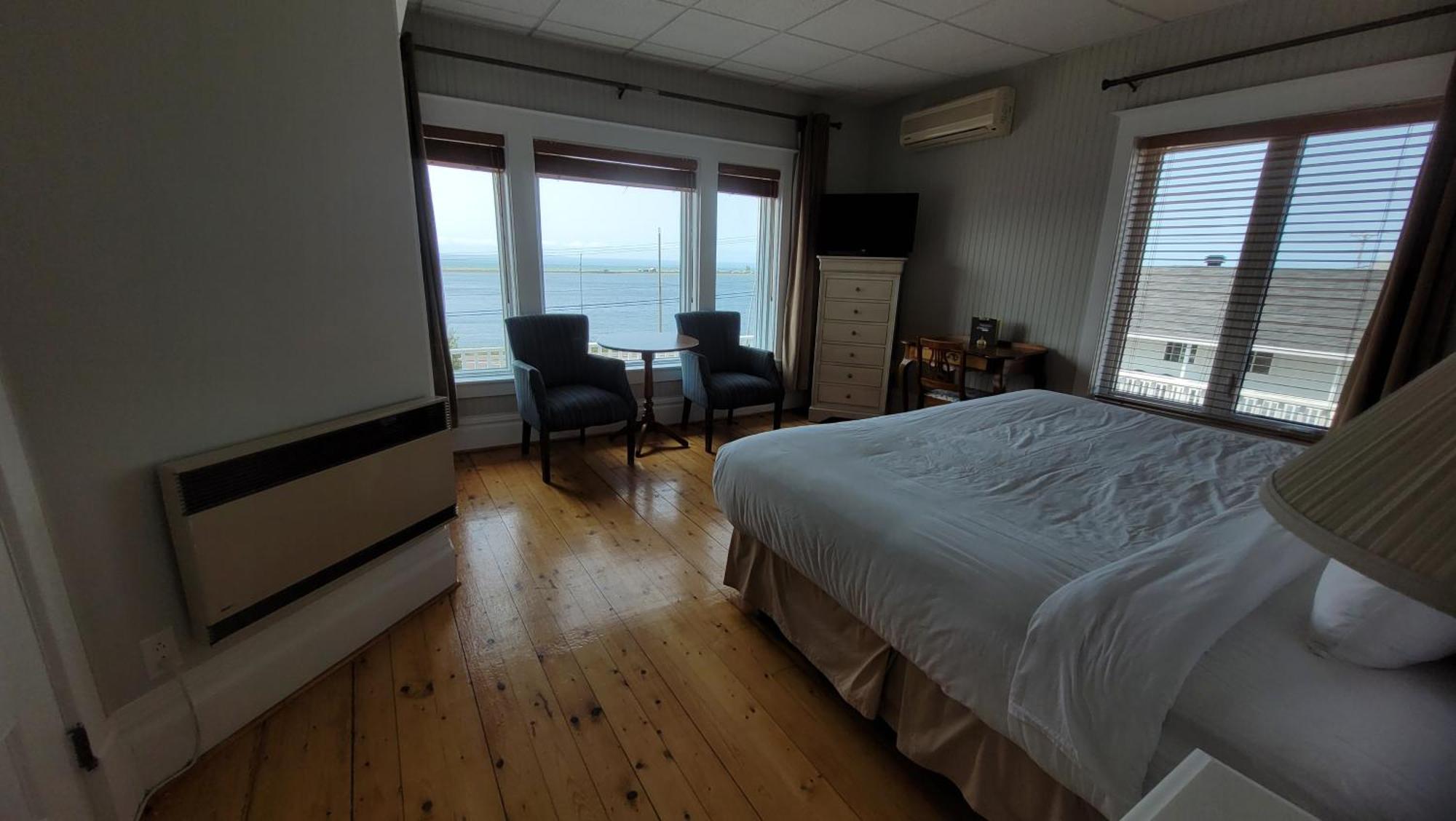 Hotel Aquamer Carleton-sur-Mer Екстериор снимка