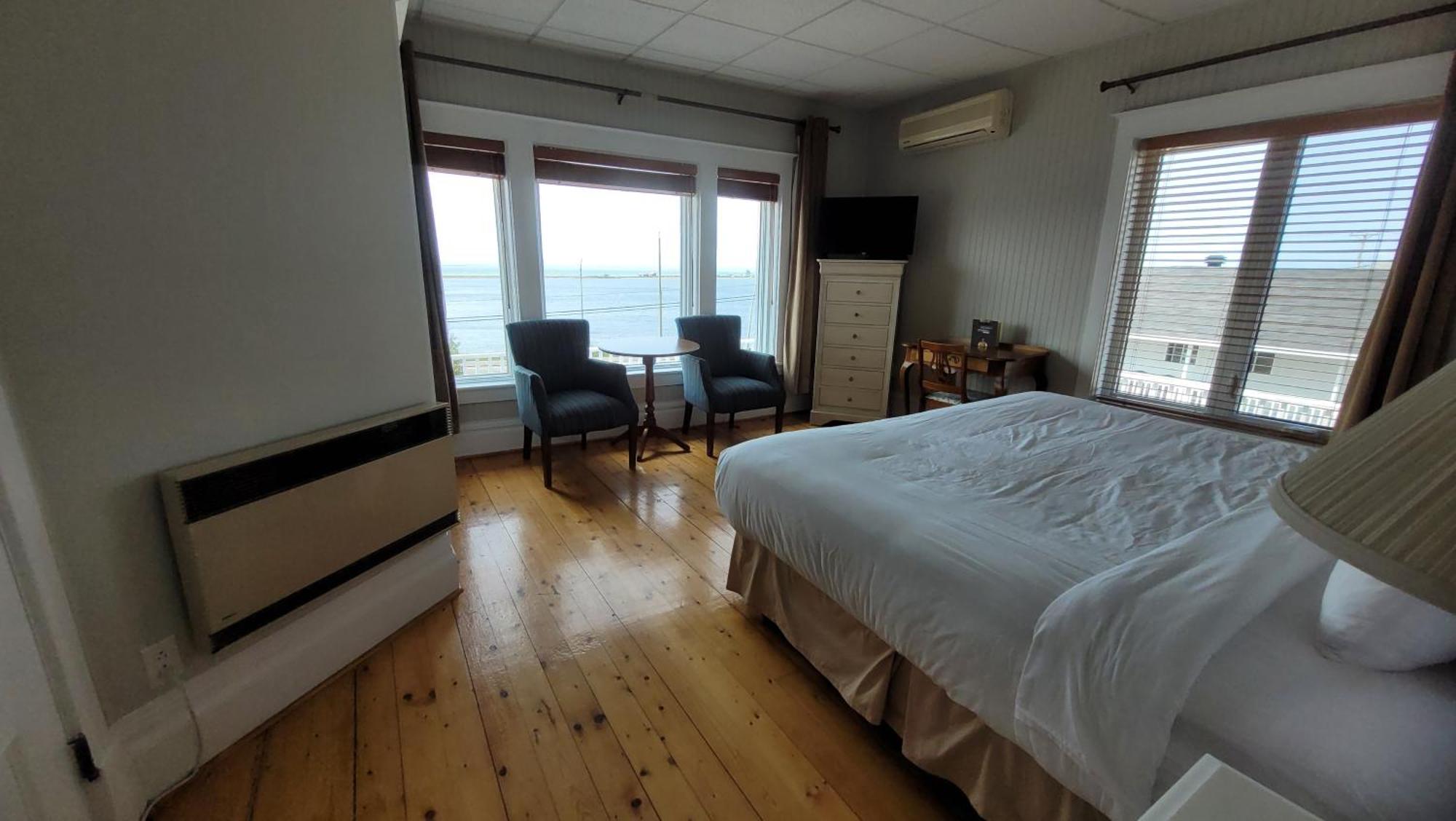 Hotel Aquamer Carleton-sur-Mer Екстериор снимка